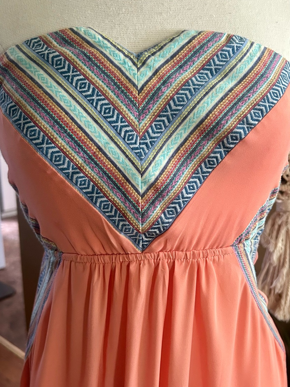 Strapless Coral Dress with Multicolor Embroidered V-Neck - Picture 4 of 11